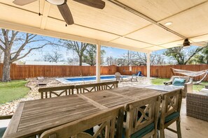 Outdoor dining