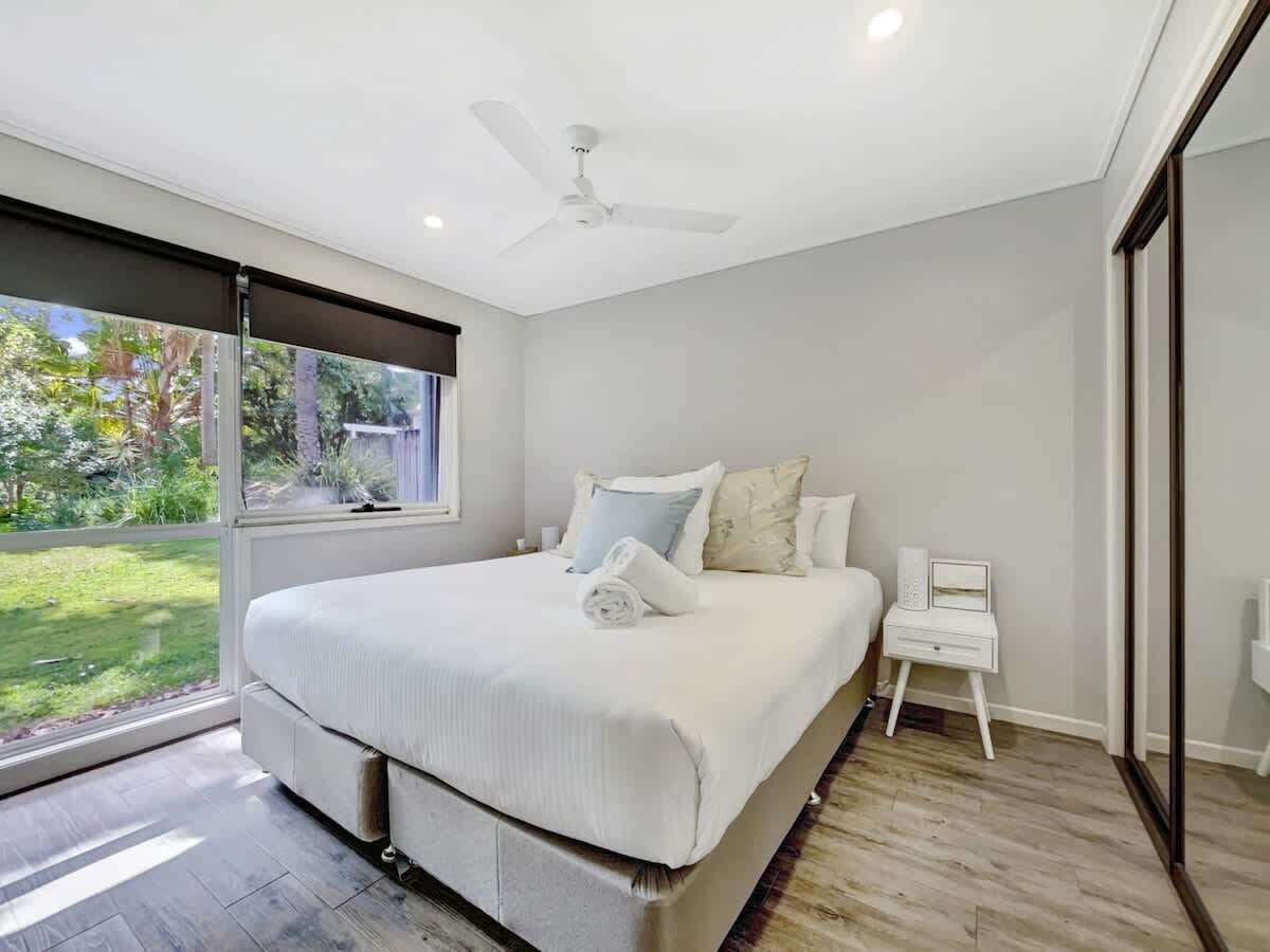 3 bedrooms, desk, iron/ironing board, WiFi