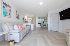 TV - Salt & Sky - Kawana Rooftop Beach Break (Buddina)