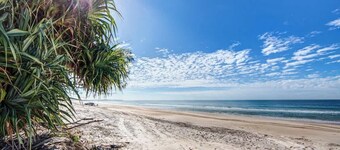 Bribie Breeze Family Retreat with Pool & BBQ
