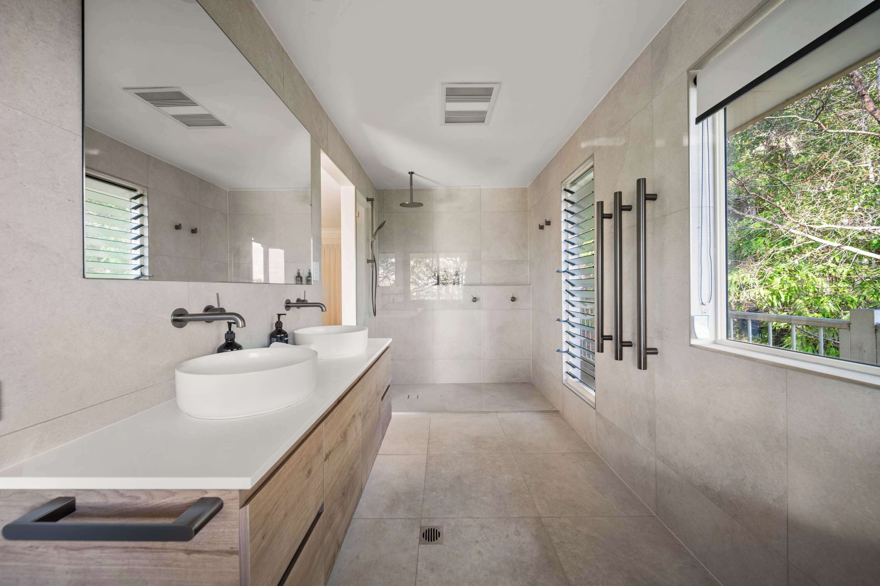 Shower, hair dryer, towels, shampoo