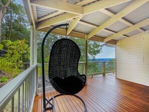 Terrace/patio - Hinterland Tranquil Escape with Beautiful Views (Ninderry)