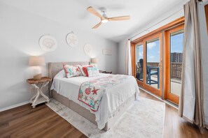 2 室のベッドルーム、アイロン / アイロン台、WiFi (無料)、ベッドシーツ