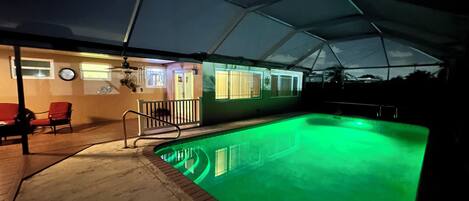 Outdoor pool, a heated pool