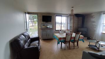 Télévision, cheminée