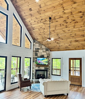 TV connectée, cheminée