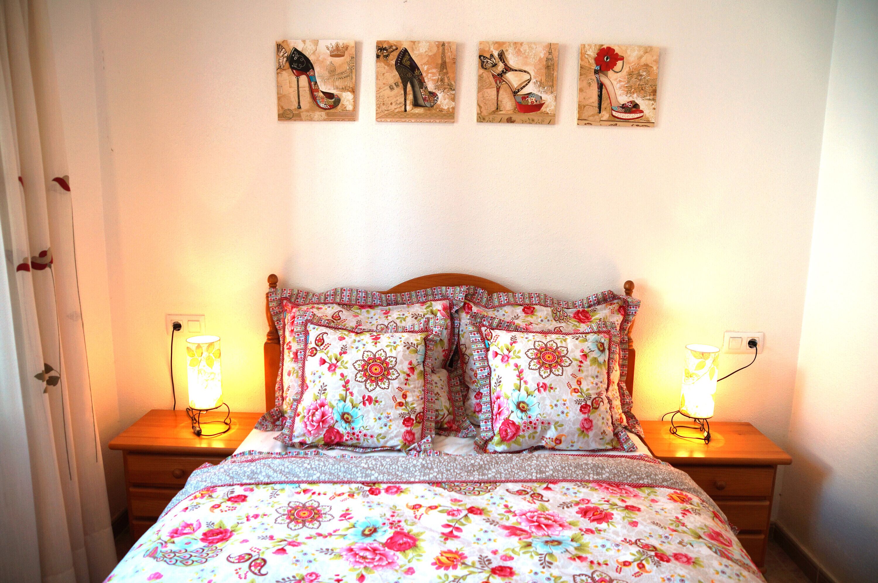 3 dormitorios, tabla de planchar con plancha, wifi gratis y ropa de cama