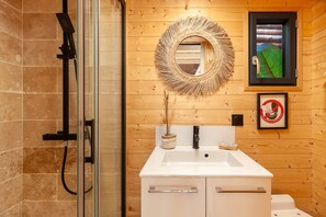 Shower, towels