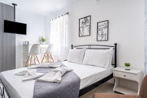 1 bedroom, free WiFi, bed sheets