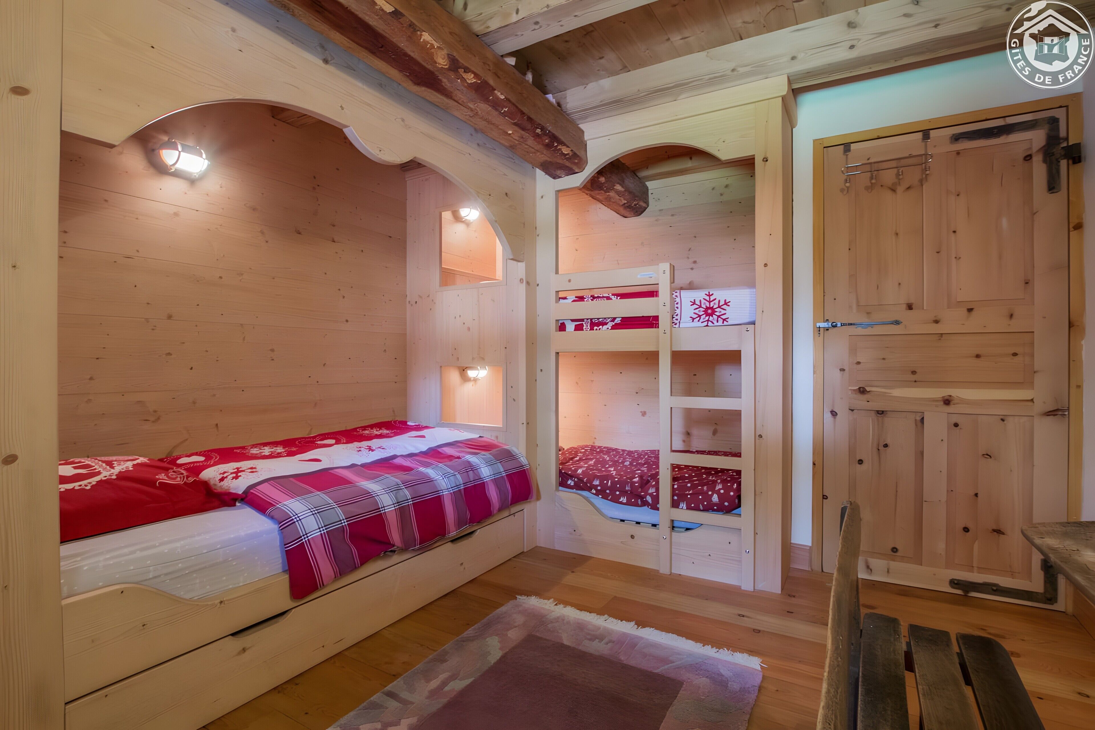 2 soveværelser, gratis Wi-Fi, sengetøj