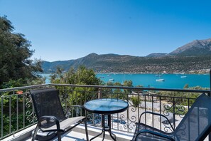 Property grounds - Studio Apartment 'King with Sofa Bed 1' with Sea View, Wi-Fi and Air Conditioning (Leykada)