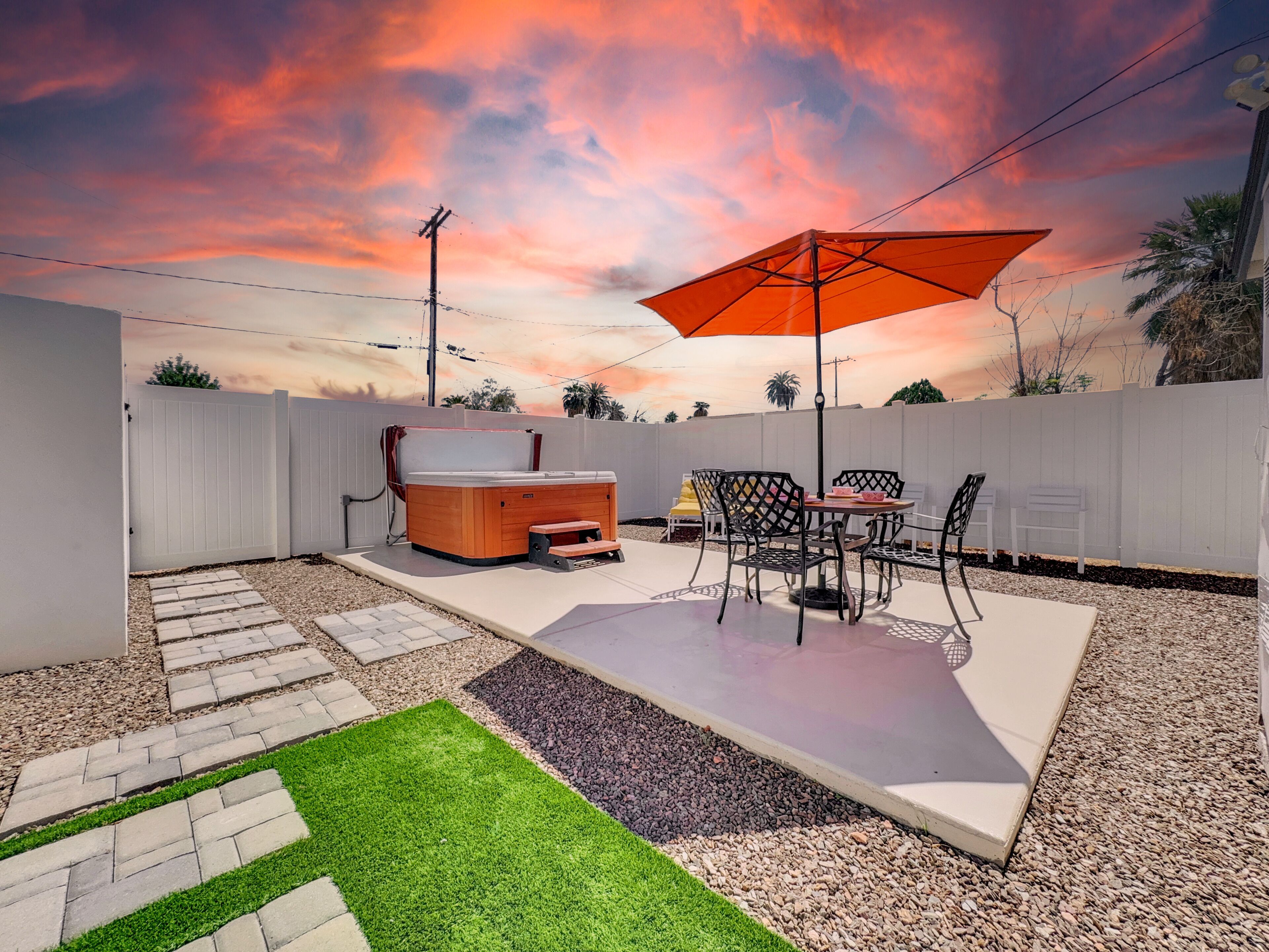 屋外ダイニングエリア