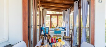 Holiday Home 'Loredana' with Sea View, Wi-Fi and Air Conditioning