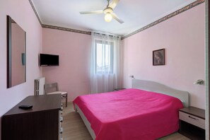 Strykejern/-brett, wi-fi (inkludert) og sengetøy