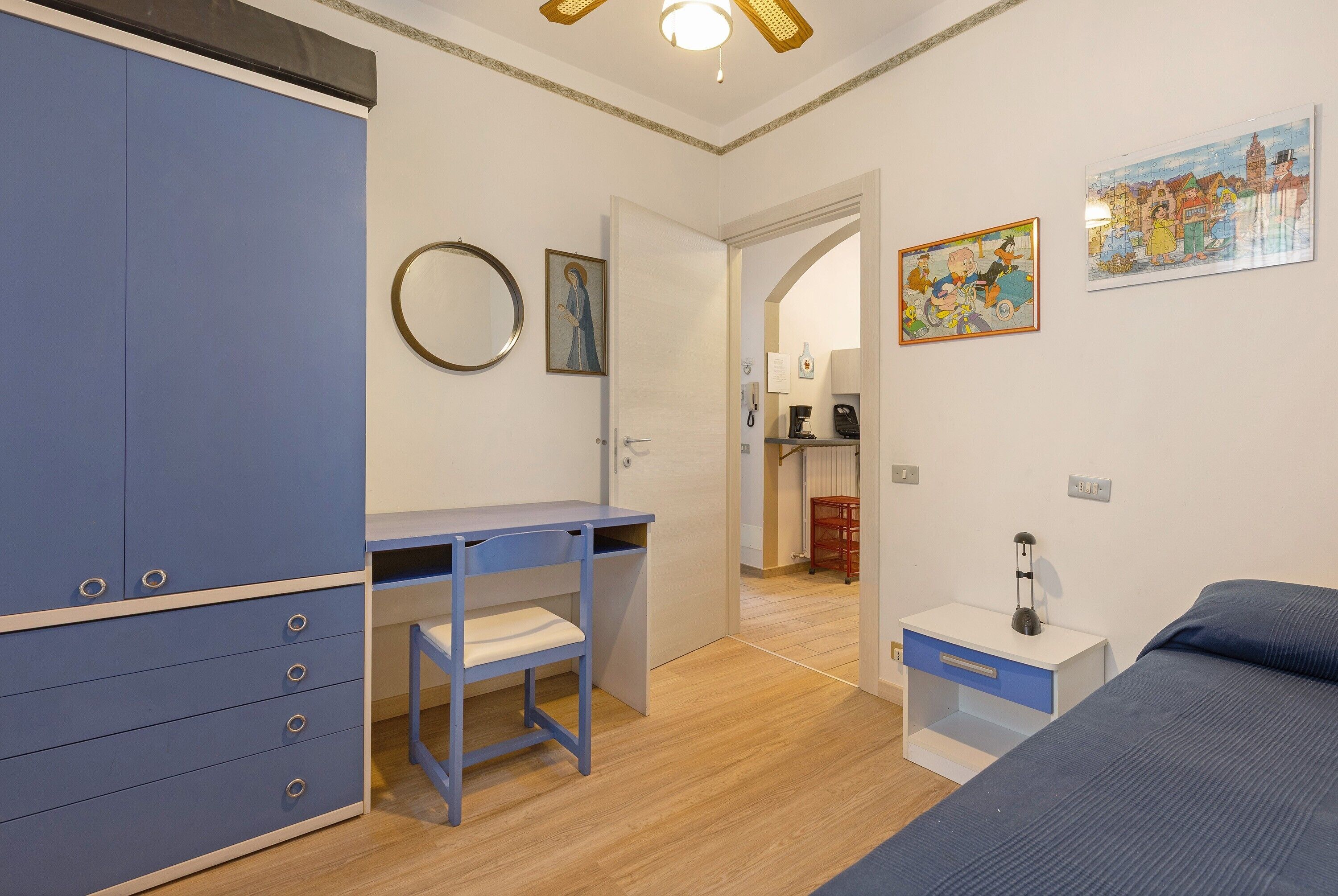 Iron/ironing board, free WiFi, bed sheets