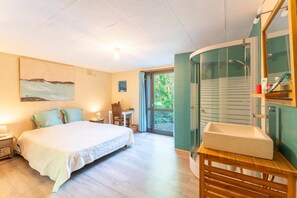 3 soverom, wi-fi (inkludert) og sengetøy