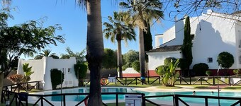 Casa Unifamiliar 'Costa Ballena' mit privatem Pool, Wi-Fi und Klimaanlage