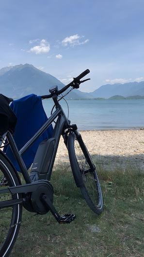 Una spiaggia nelle vicinanze
