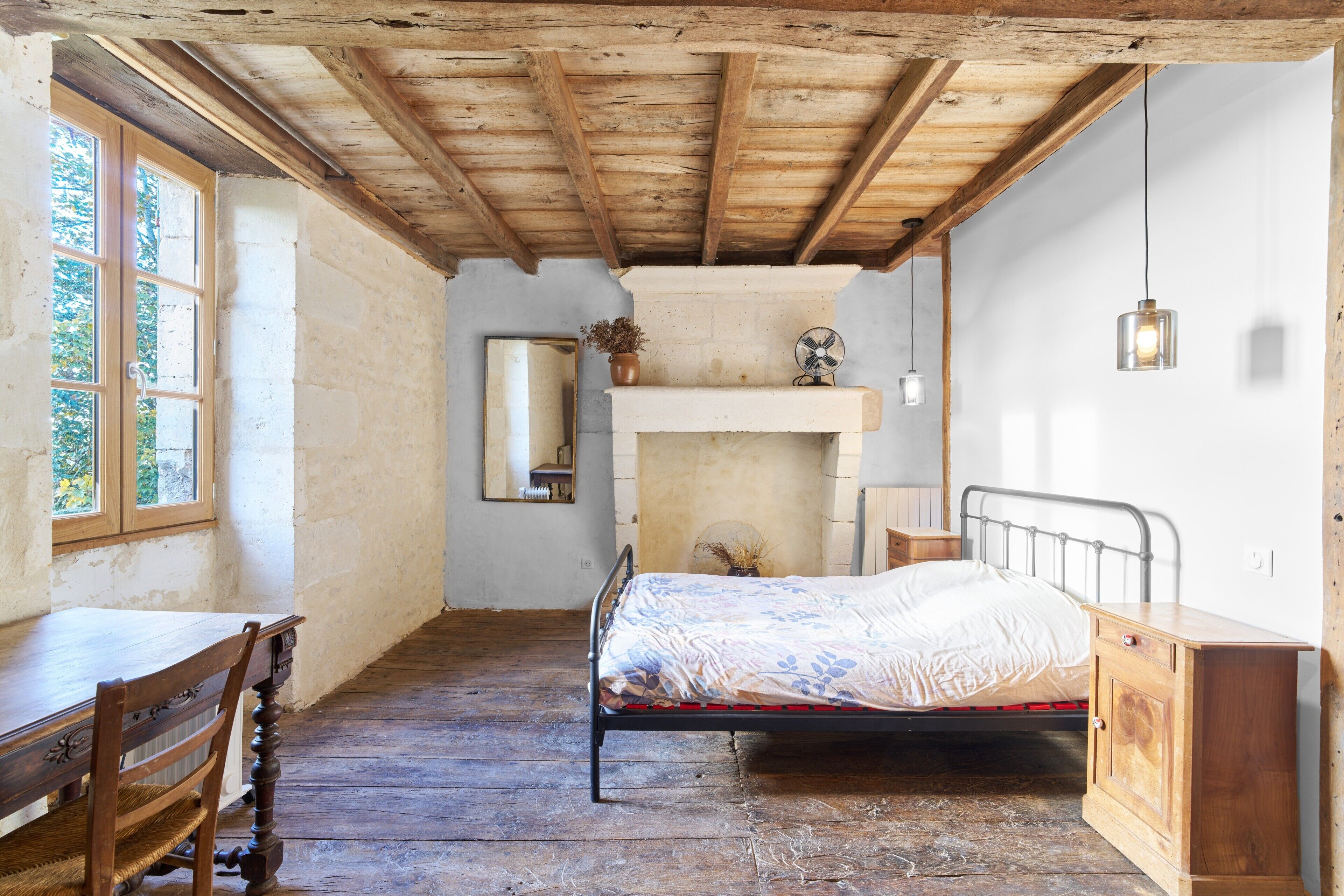 4 bedrooms, iron/ironing board