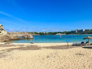 Beach nearby - Holiday Home 'Tres' with Private Pool, Private Terrace and Wi-Fi (Es mercadal)