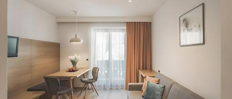 Televisie en een tafeltennistafel