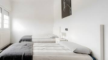 4 slaapkamers, beddengoed, rolstoeltoegankelijk