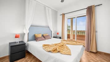 5 bedrooms, free WiFi, bed sheets