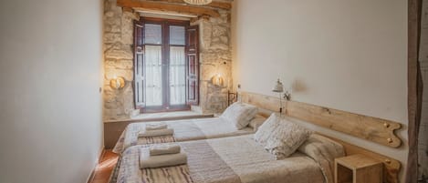 5 habitaciones, wifi gratis y ropa de cama