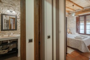 5 habitaciones, wifi gratis y ropa de cama 