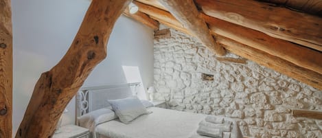 5 chambres, Wi-Fi gratuit, draps fournis
