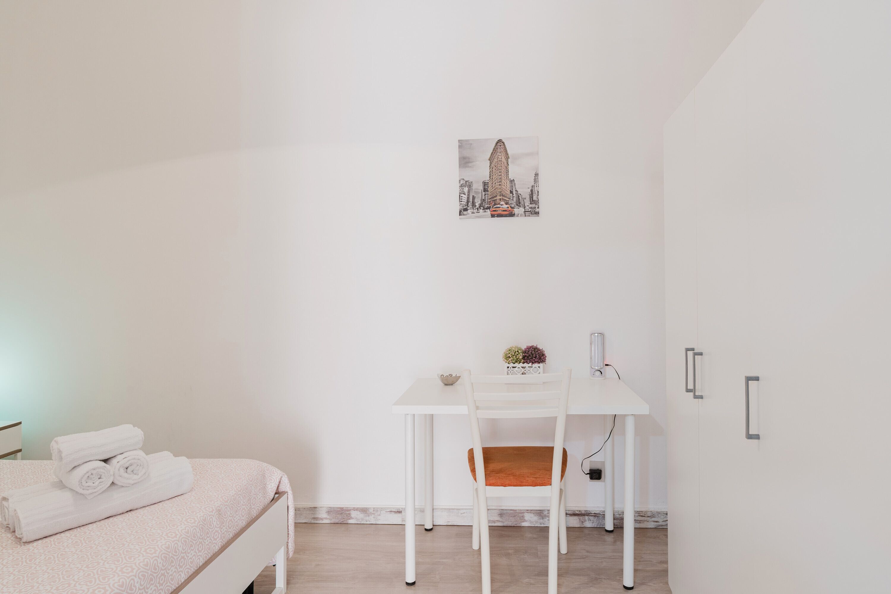 1 camera, ferro/asse da stiro, Wi-Fi gratuito, lenzuola