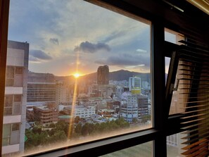 Family Apartment | Soundproofing, iron/ironing board, free WiFi - Sejong Party House (Busan)