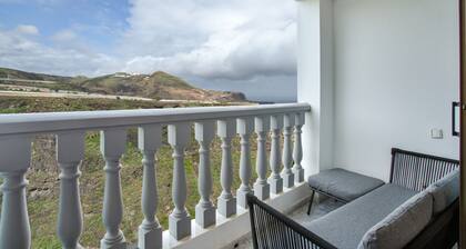 'Hacienda Los Adejo' with Mountain View, Private Terrace and Wi-Fi
