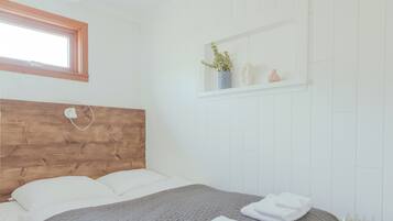 Casa | 1 habitación, wifi gratis y ropa de cama