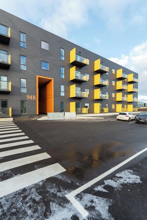 Front of property - 1 BR Apartment | Torshavn | Parking (Torshavn)