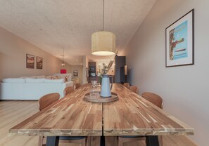 House | Dining room - By The Sea| Boathouse with Hot Tub & Parking (Vestmanna)