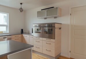 Apartment | Private kitchen | Toaster, kitchen islands - Spacious 3BR Apt. | Parking | Near City Center (Torshavn)