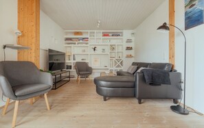 Townhome | Living room