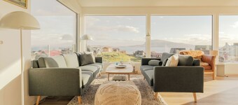 Cozy Retreat with Stunning Views in Torshavn