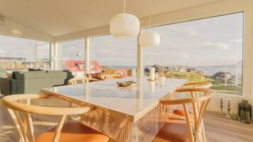 Nhà có tầm nhìn toàn cảnh | Phòng ăn