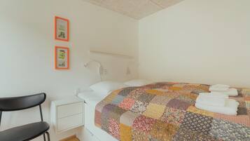 House | 1 bedroom, free WiFi, bed sheets