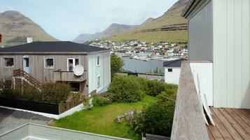 Huis | Uitzicht vanaf balkon