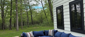 Erin Hills Area Perfect Getaway, Golf and Wedding Groups
NEW Fall Color Specials
