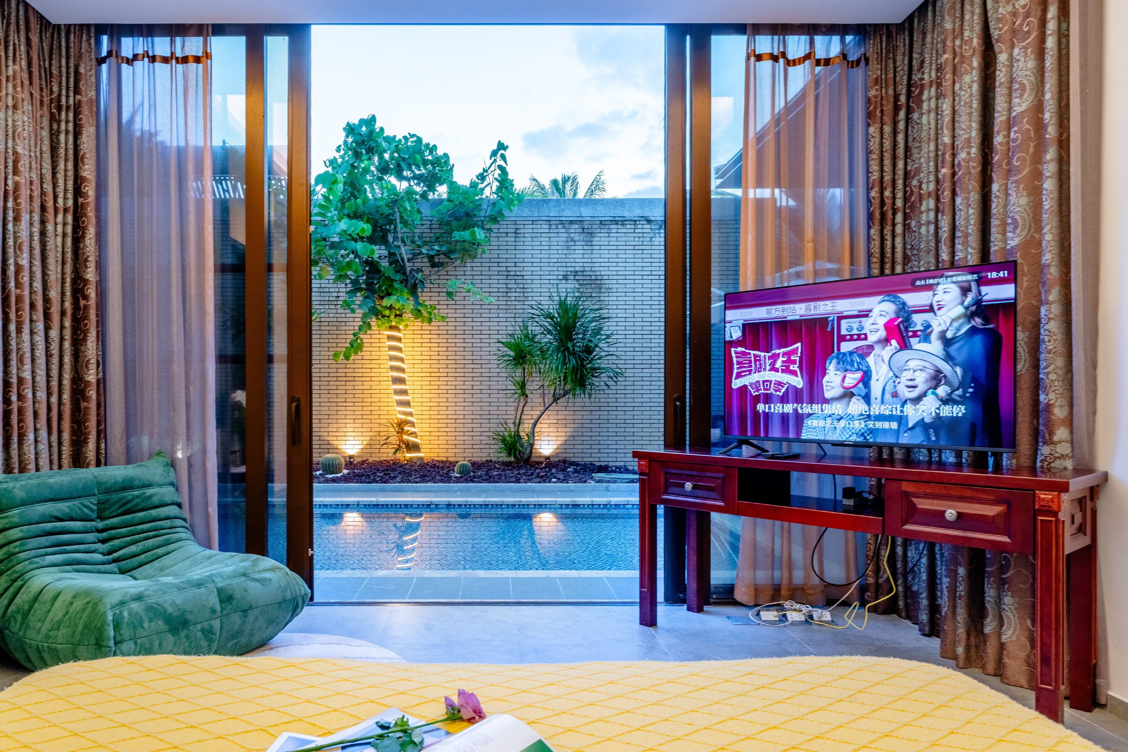 Comfort Villa, Balcony, Garden View | Free WiFi, bed sheets