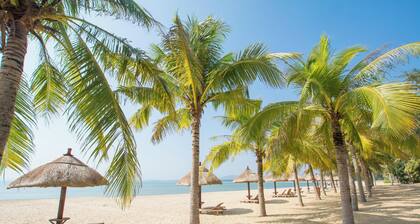 Fuwan Haitao Meishu Lingshui Haitang Bay