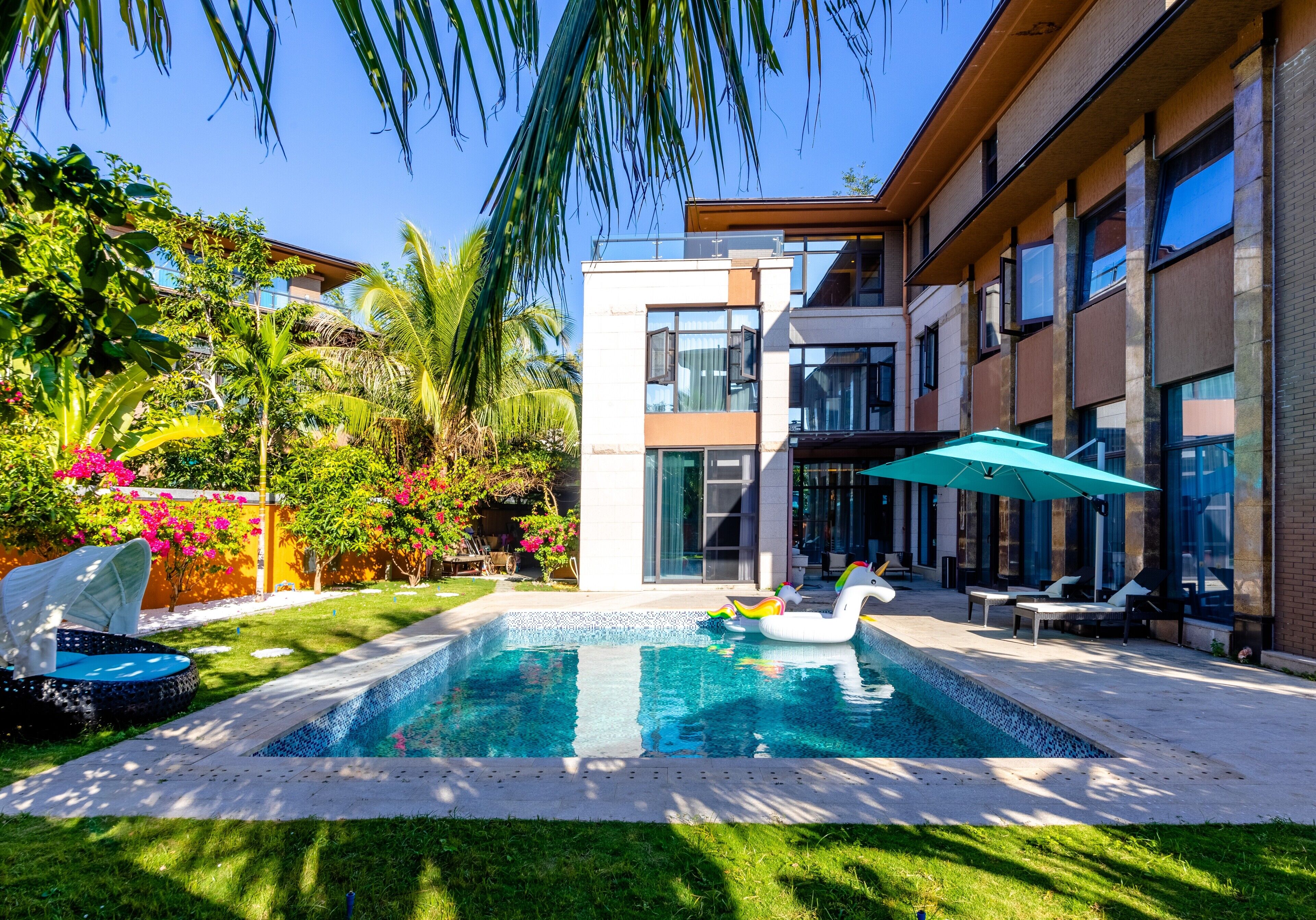 Senior Villa, Balcony, Pool View | Private pool