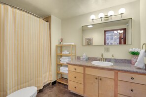 Hair dryer, towels