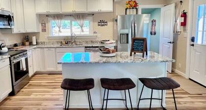 Baybeary Cottage, Bayfield base camp for Fun, Family & Adventure near Durango