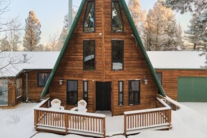 Exterior - Family Cabin • Hot Tub • Disc Golf • Forest Access (Divide)