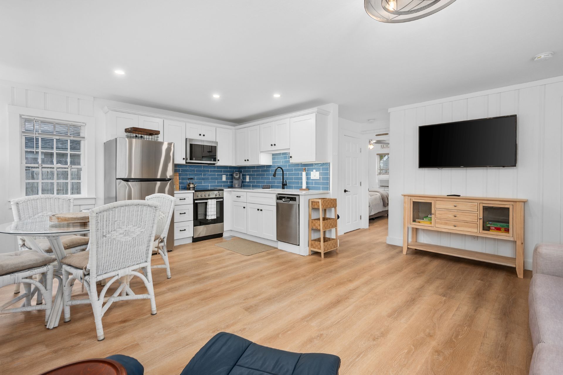 المنشأة من الداخل